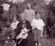 Alice with her four eldest grandchildren - Barbara, David, Bernard, Jill